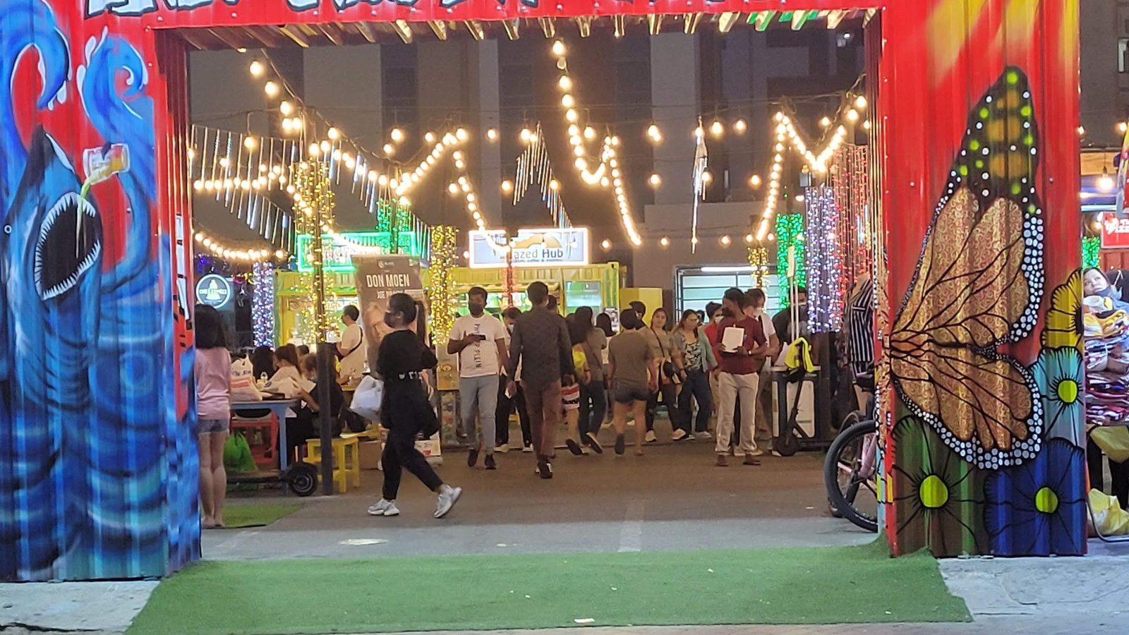 Al Rigga Night market