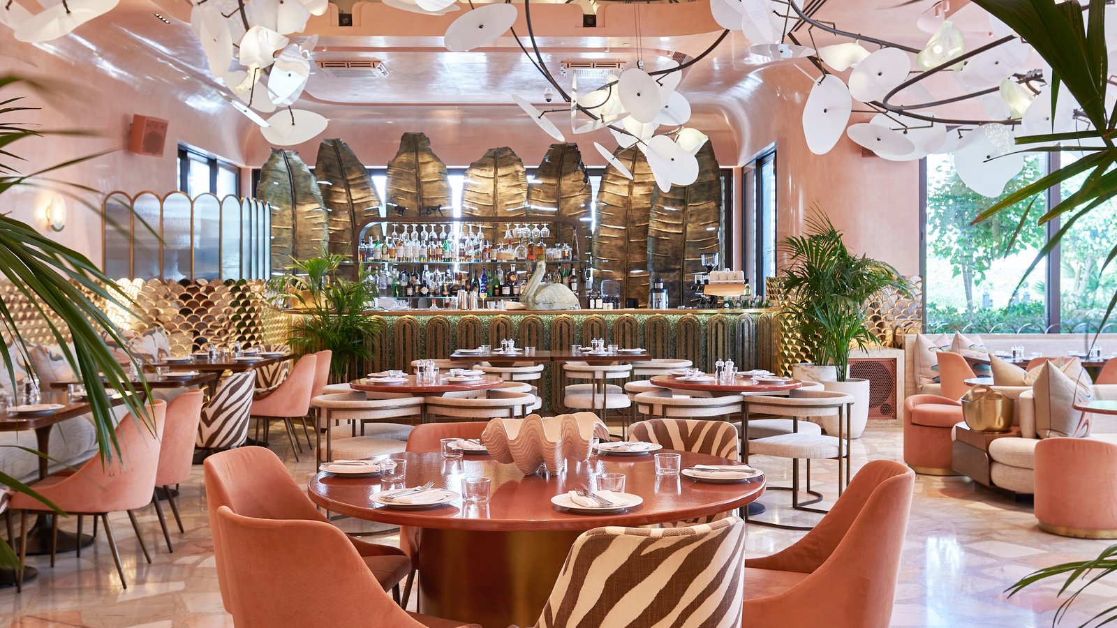 Flamingo room