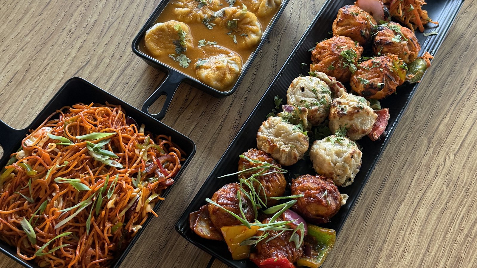 Yalla Momos