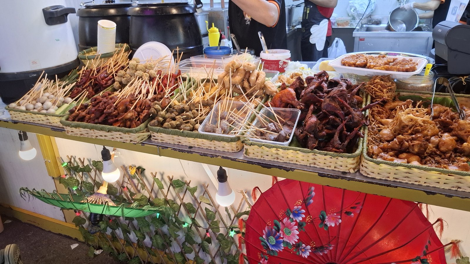 Al Rigga Night market