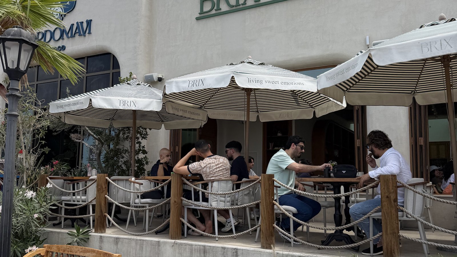 BRIX Café